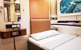 Tab Capsule Hotel - Kayoon Surabaya